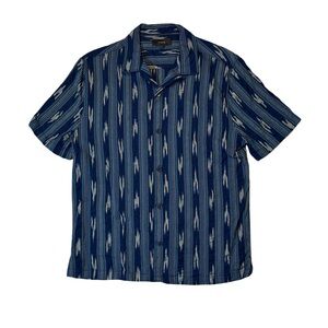 Vince mens S Small blue Ikat cabana geo stripe short sleeve button up shirt EUC